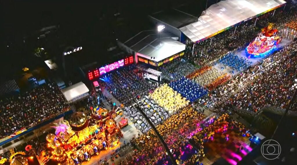 Parentes de dirigentes, ex-desfilantes, amigos ou inimigos de escolas: saiba quem NÃO pode ser jurado no carnaval de SP