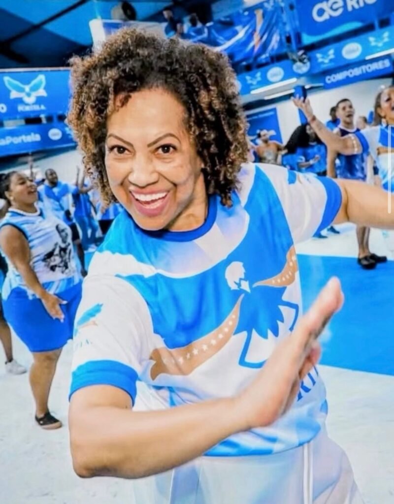 Integrante de ala da Portela morre após mal súbito durante ensaio técnico