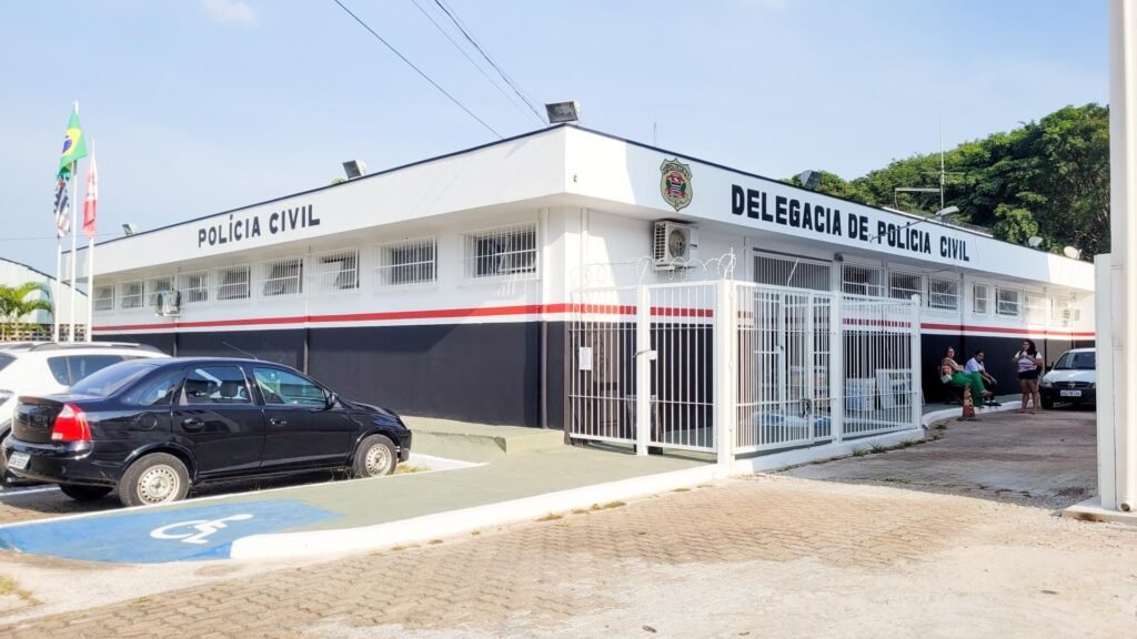 Mulher é presa suspeita de jogar álcool no corpo do ex e incentivar suicídio em Itupeva