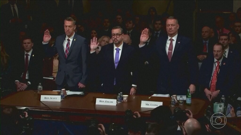 Nos Estados Unidos, parlamentares fazem sabatina com autoridades do governo Trump sobre a violência do ICE