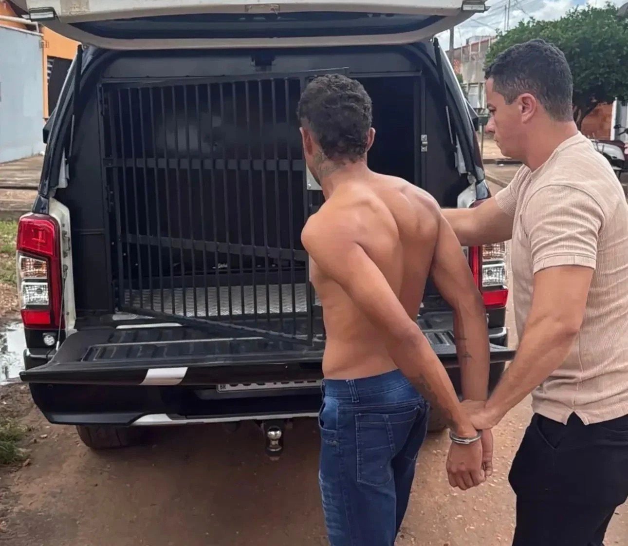 Suspeito é preso após agredir, estuprar e manter a companheira e os filhos em cárcere privado em Açailândia