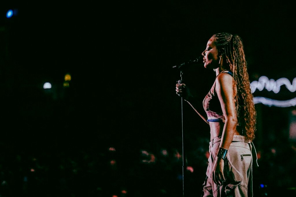 É funk, é pop, é pagode: Ludmilla esbanja versatilidade no Planeta Atlântida