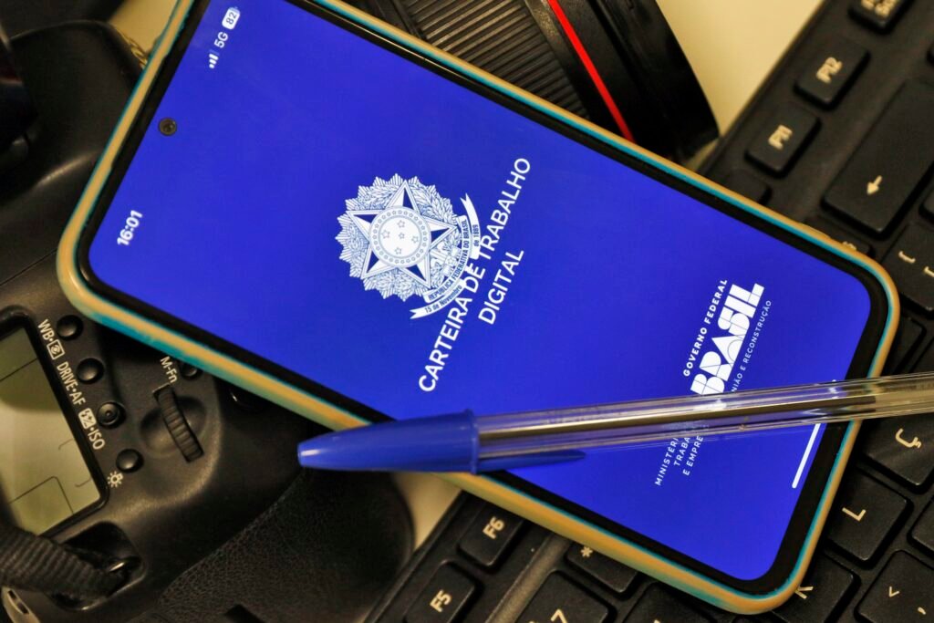 Confira as vagas de emprego do SineBahia e Simm para Salvador e RMS nesta segunda-feira (2)