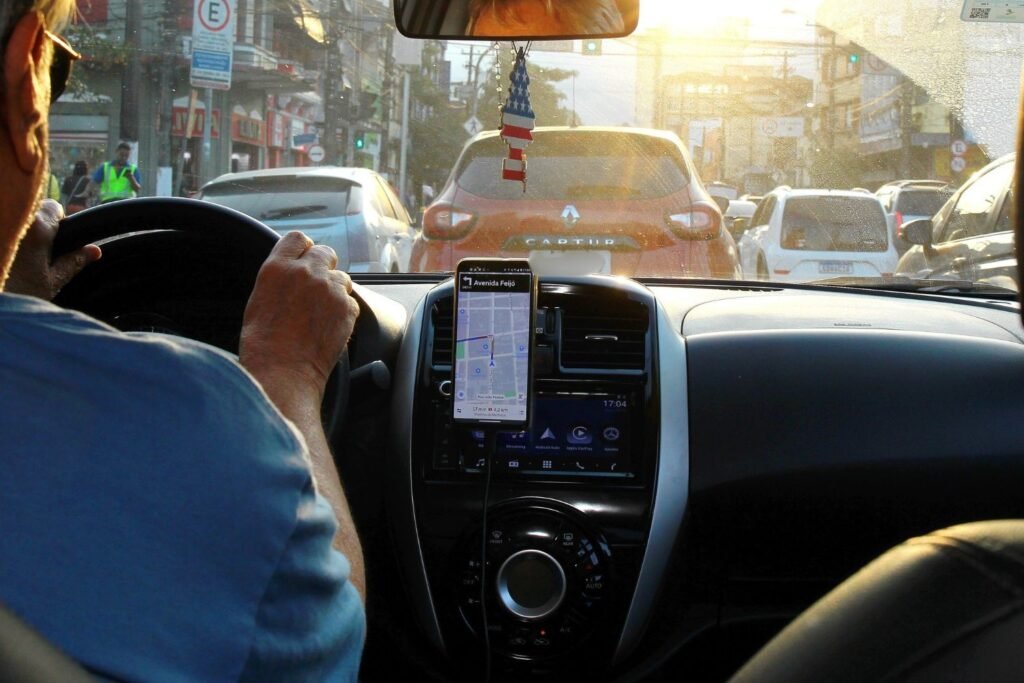 Motorista é bloqueado por aplicativo após recusar mais de 5 mil corridas em um mês; entenda
