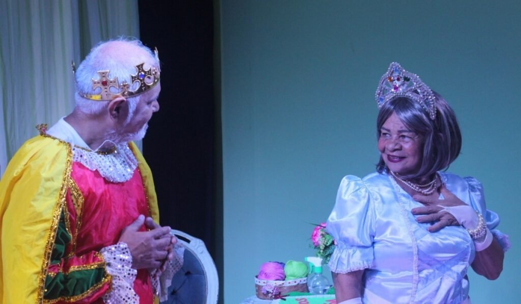 FUnATI apresenta comédia sobre autonomia, beleza e envelhecimento ativo em Manaus